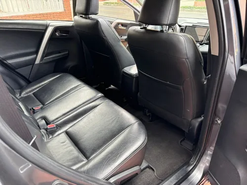 Toyota RAV4 2.0 Street At