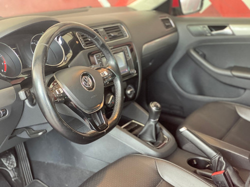 Imagen 9 de 15 de Volkswagen Jetta Sport 2017