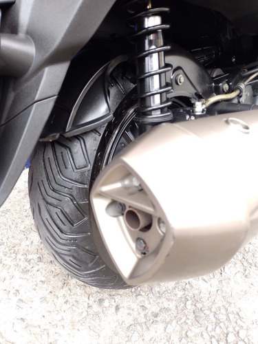 Kymco Downtown 300