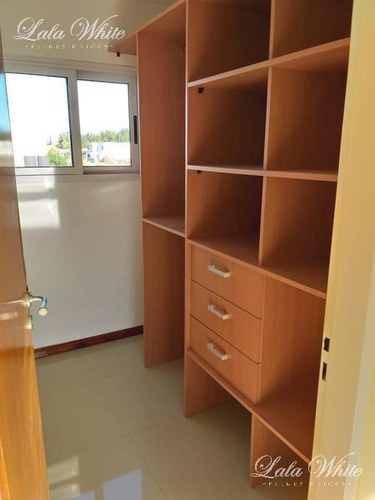 Imagen 14 de 22 de Venta - Casa En Malibú