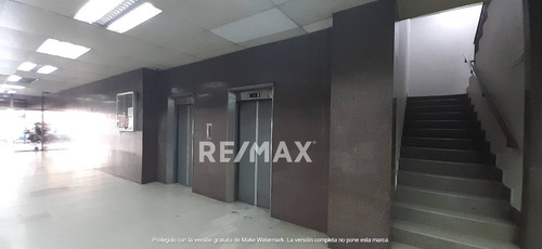 Imagen 4 de 14 de Venta Oficina Av Bolivar Kitchen Baño Priv Cod. 139924 Cesar