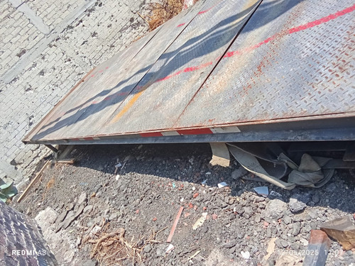 Plataforma De Camion Tipo Torton