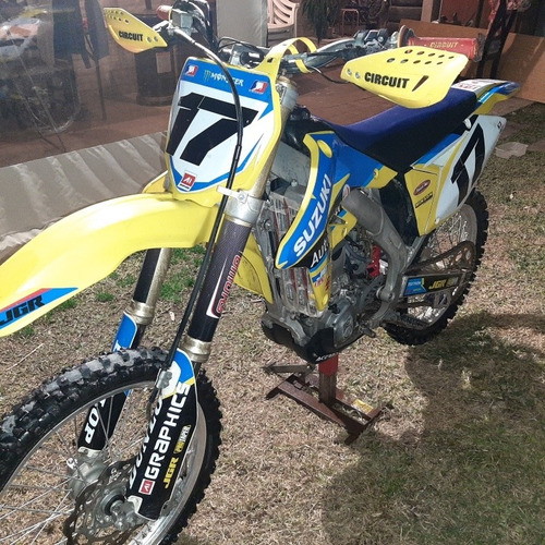 Suzuki Rmz