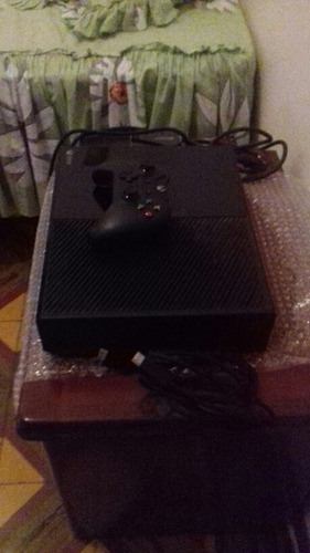 Xbox One Fat Con Un Control Sin Juegos