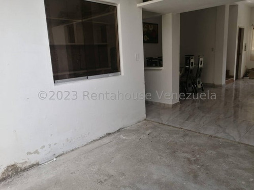 Imagen 24 de 30 de ||**|| Casa En Alquiler Final Av. La Mata, Cocina Semi Equipada, Céntrica, Amplia Cod Flex #23-19051/* 0414-523-21-38*/