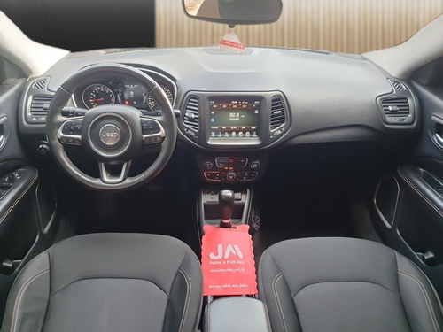 Jeep Compass LONGITUDE 2.0 4x2 Flex 16V Aut.