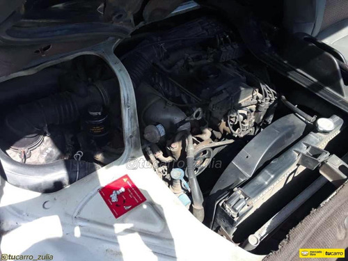 Mitsubishi L300 Panel