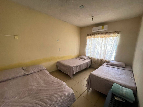 Imagen 4 de 14 de Casa Con Excelente Ubicación En Lico Velarde