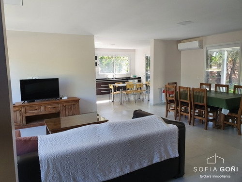 Imagen 10 de 27 de Espectacular Casa En Residencial 1 - Muy Cerca De La Playa!!