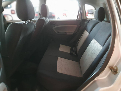 Ford Fiesta 1.0 Mpi First Hatch 8v Flex 4p Manual