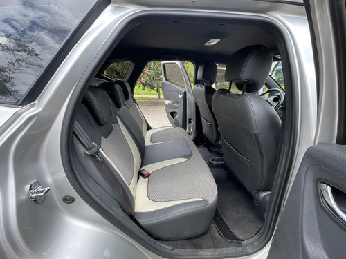 Renault Captur 2.0 Intens Automática