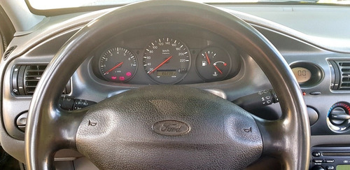 Ford Escort 2001 1.8 Glx 5p Hatch
