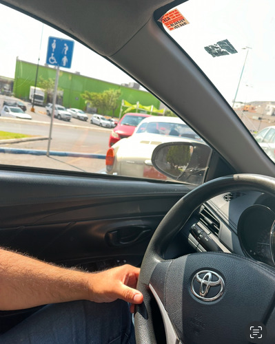 Toyota Yaris 1.5 Base Sedan Mt