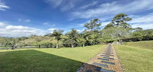 Casa Campestre Amoblada En Arriendo Sector Ojo De Agua (rionegro) (27078).