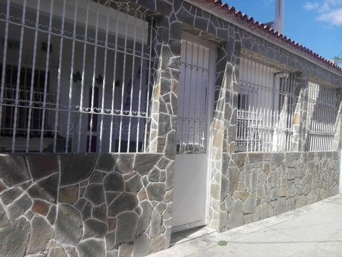 Casa En Venta En La Ovallera Palo Negro Db #23-15868