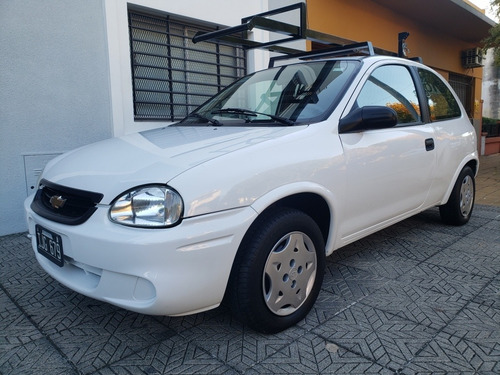 Imagen 17 de 17 de Chevrolet Corsa 2010 1.4 Cargo