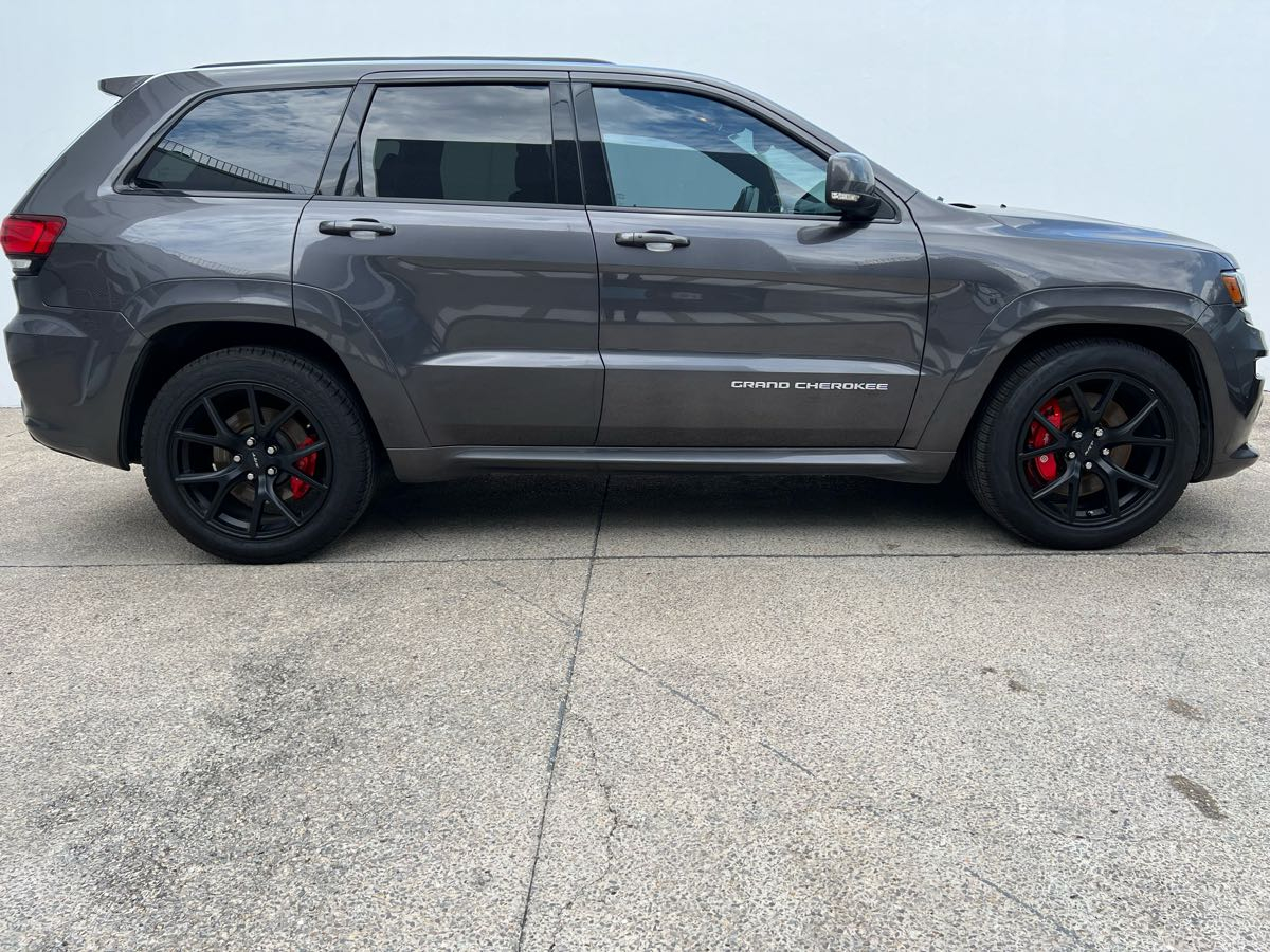 Jeep Grand Cherokee 6.4 Srt-8 At