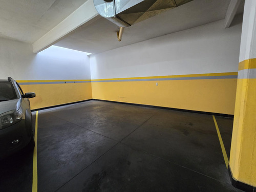 Excelente Departamento Con 2 Coceras - Apto Profesional