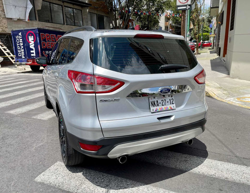 Imagen 7 de 11 de Ford Escape 2013 2.5 Se Plus Piel Limited T/pano At