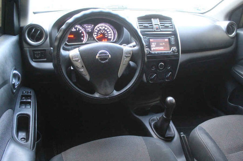 Imagen 9 de 15 de Nissan Versa 2016 4p Advance L4/1.6 Man