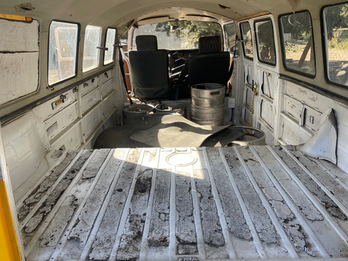 Volkswagen Kombi Combi T2