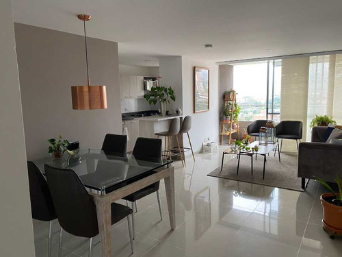 Venta De Apartamento 85mt2  Señorial Envigado