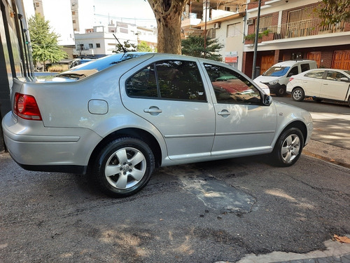 Volkswagen Bora 2.0 Trendline 115cv 2014