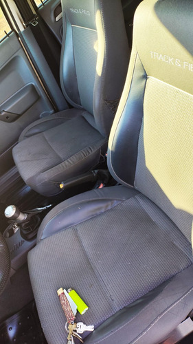 Volkswagen Parati 1.6 Track & Field Total Flex 4p