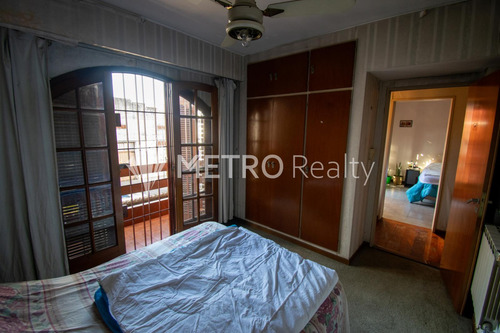 Casa En Venta 6 Ambientes Con Cochera En Villa Del Parque
