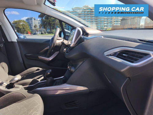 Peugeot 2008 Active 1.2 1.2 2016