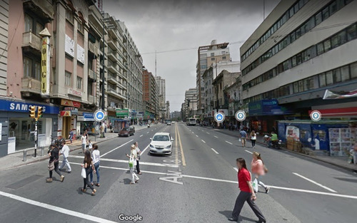 Venta Oficina Sobre Calle Guayabos Cordón Montevideo