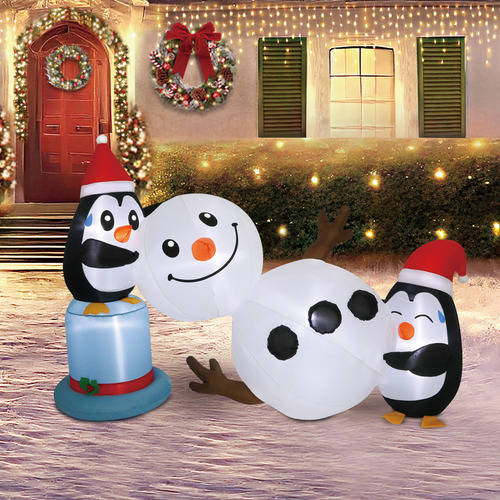 Inflabl De 6,5 Pies Pingüinos Navideños Con Muñeco De Nieve