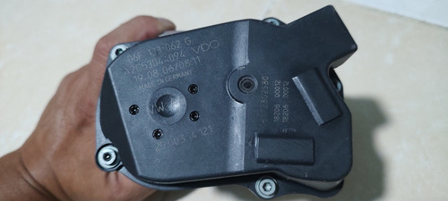 Cuerpo De Aceleración Audi 2.0l Golf 1.8 06f133062g Genuino (Usado)