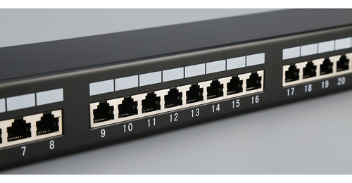 Switch De Red De Gabinete Gigabit Cat6ftp De 24 Puertos