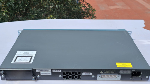 Switch Cisco 2960 Modelo Ws-c2960s-24td-l Giga (Usado)