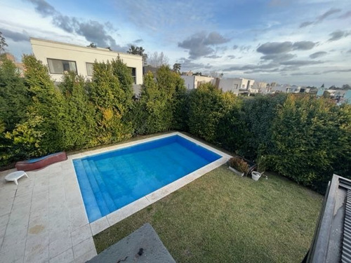 Imagen 18 de 20 de Casa En Venta En Grand Bourg