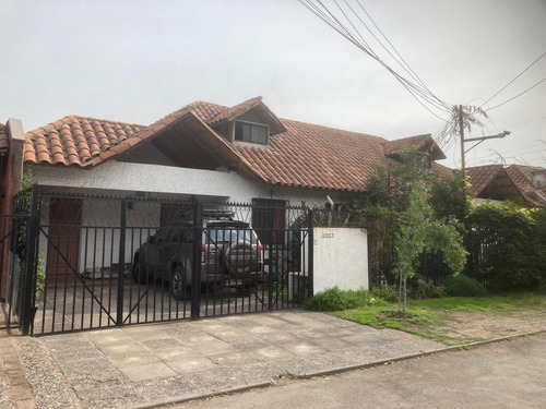 Vendo Casa, Precordillera Peñalolen, Area Verde Consolidada