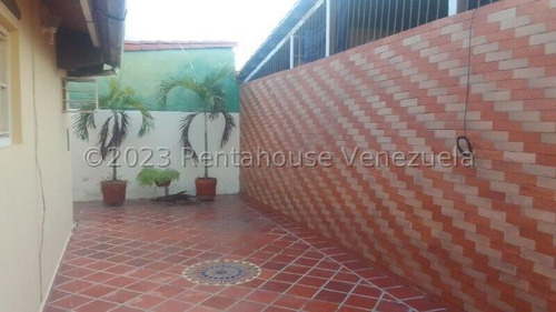 Imagen 14 de 30 de Casa En Alquiler En Cabudare, Lara, En La Av Ribereña, Conjunto Cerrado, Amoblada, Tanque, Código Flex 23-21499, Dds, 31/03