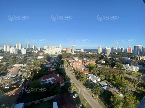 Venta Apartamento 3 Dormitorios. Playa Mansa, Punta Del Este