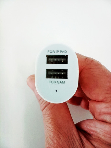 Imagem 3 de 6 de Carregador Automotivo Turbo Duplo Usb 3100ma