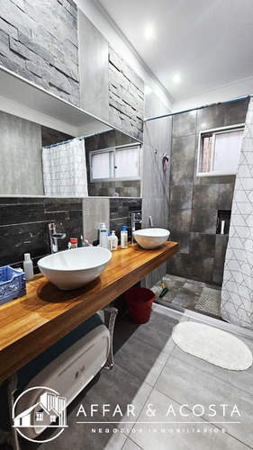 En Venta - Casa A Metros De Rambla Costanera