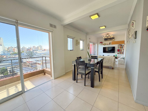 Departamento 3 Ambientes Con Dos Balcones Al Frente En Venta - Pringles 44 - Lanús Oeste