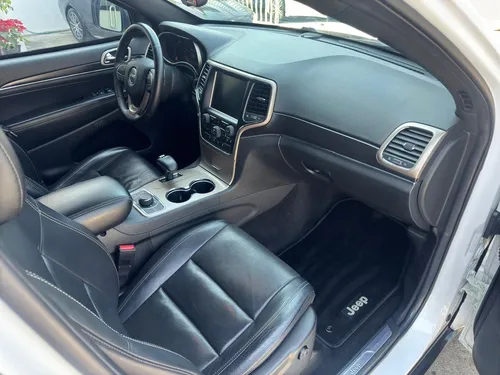 Jeep Grand Cherokee 5.7 Limited Premium V8 4x4 Mt