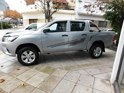 Toyota Hilux Dc 2.4 Tdi 4x2