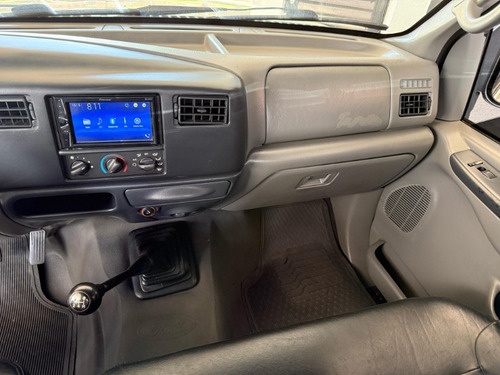 Ford F-250 XLT 4x2 3.9 (Cab Dupla)