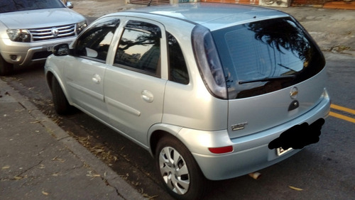 Corsa Premiun Hatch 2010 1.4