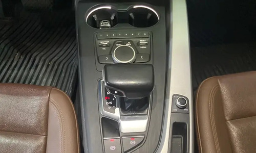 Audi A4 Select 2.0 lt Turbo