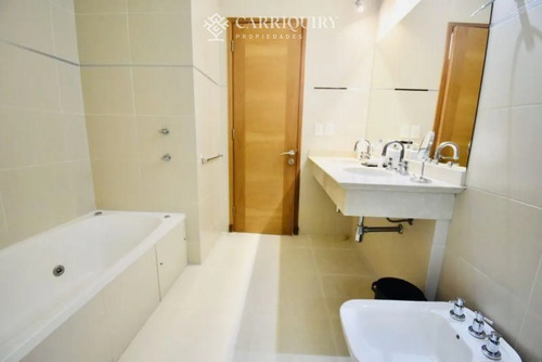 Apartamento En Alquiler Temporario Playa Mansa 2 Dormitorios Seasons Tower