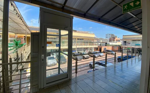 Local En Venta En Colina Campestre. Cod V12300041