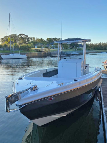Imagen 9 de 15 de Lancha Mediterranean Tender 0hs 2022 Yamaha 250 Hp
